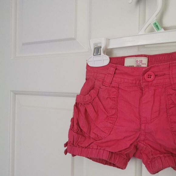 5/$10 Old Navy girls shorts size 6-12 m - Picture 2 of 4
